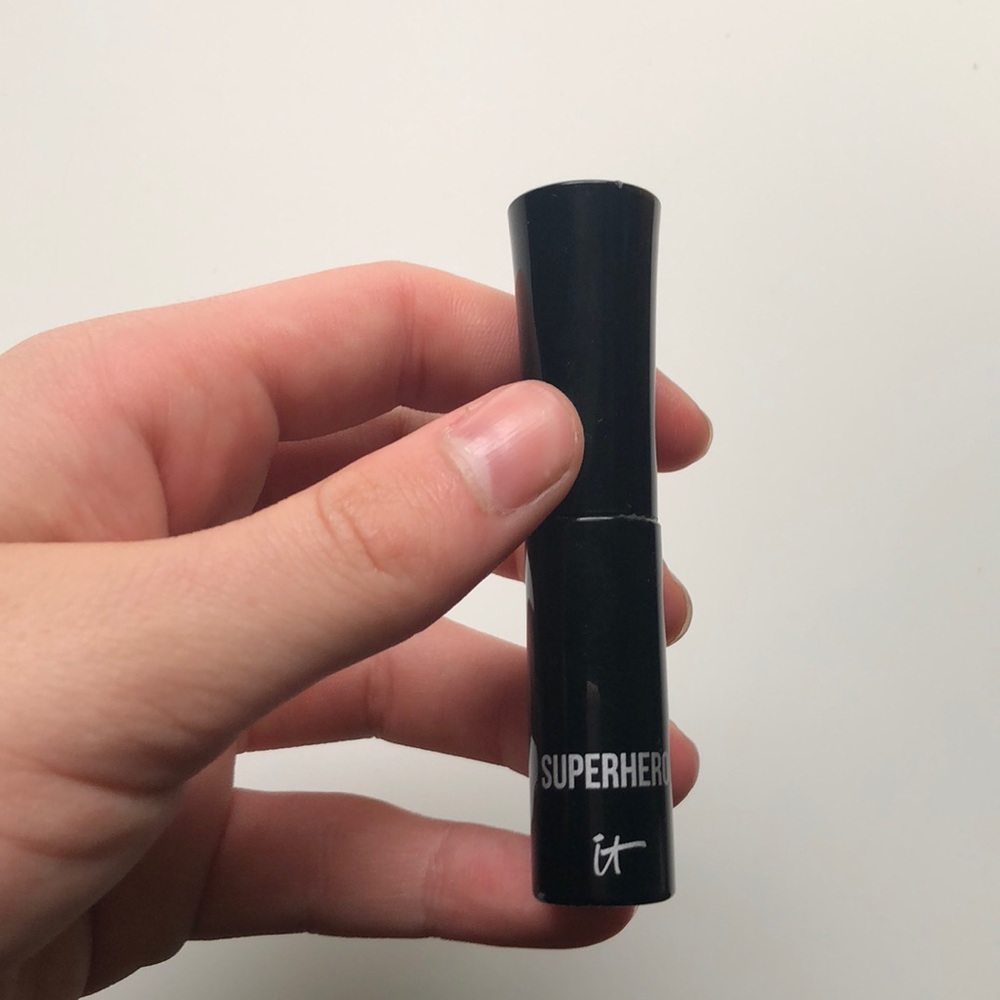 Mini IT lash superhero mascara